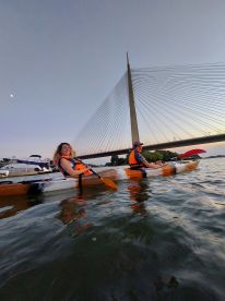 Prelepo popodne na reci