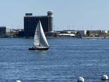 Exceptionally nice captain in the righr place at the right time