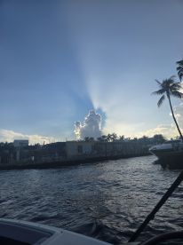 Happy hour dream cruise