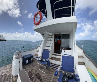 Captain Vic and crew