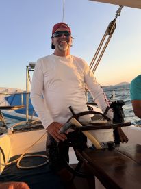 Sunset evening cruise was the best. Frecia was absolutely awesome! Great local knowledge and just wanted to make our evening memorable! Dinner was also delicious!